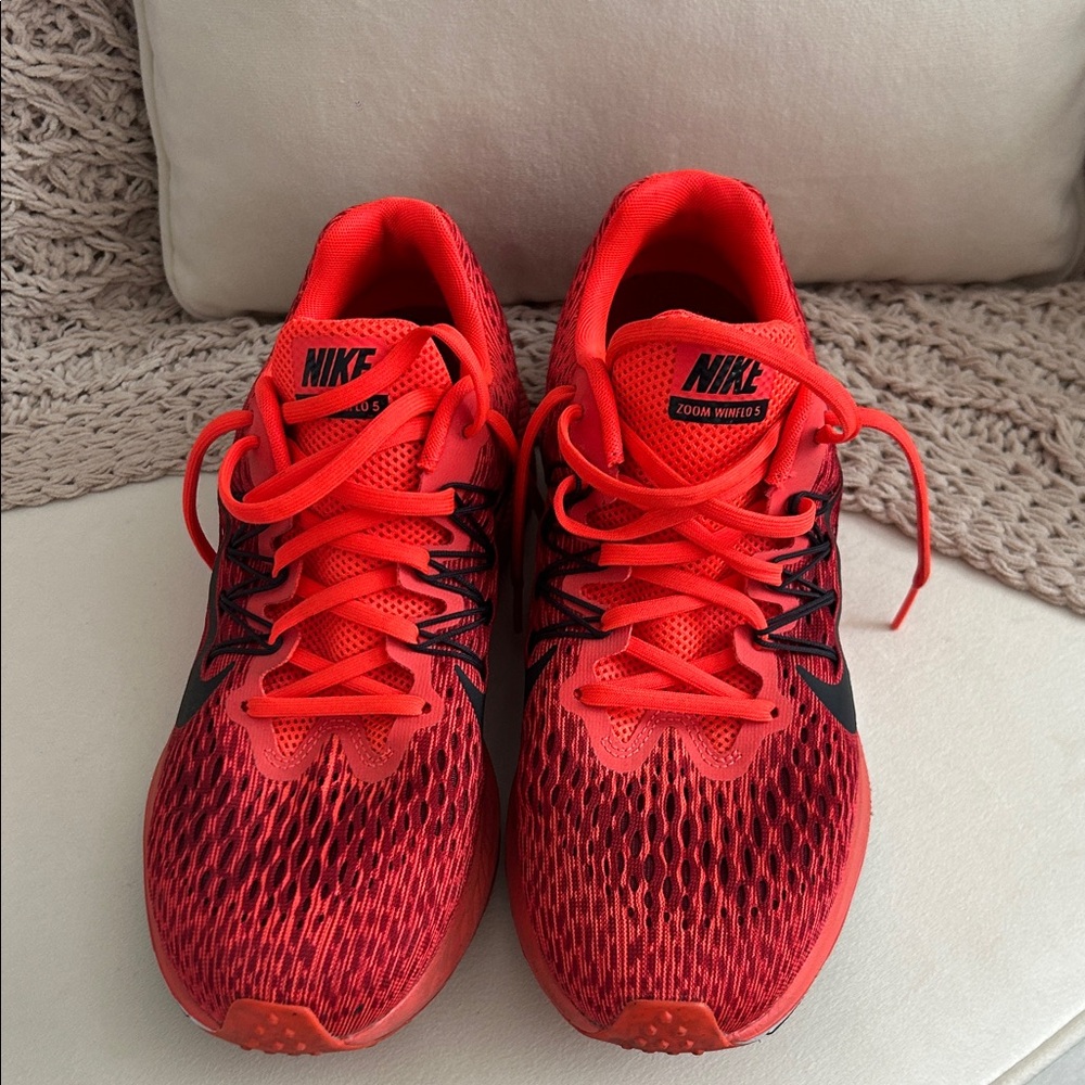 Nike Zoom Red and Black Sneakers
